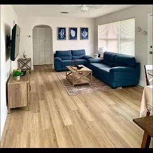  Holiday home Beach House 15 Min From Beach